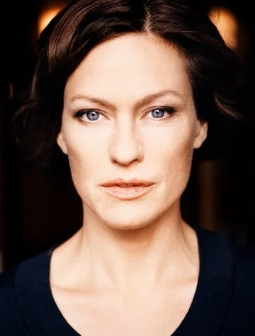 Нина Кронягер