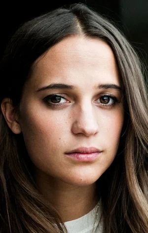 Алисия Викандер